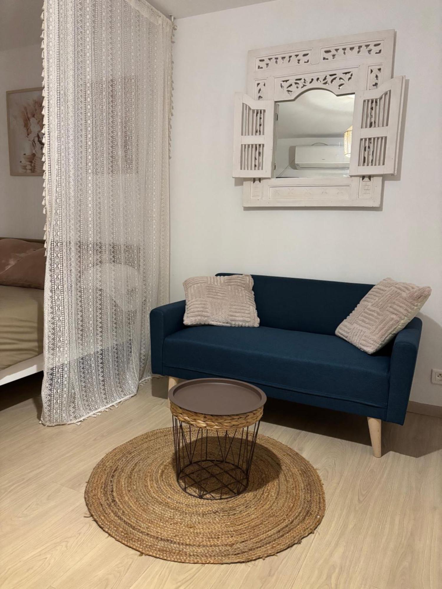 Privée à 50m De La De Miomo Apartamento
