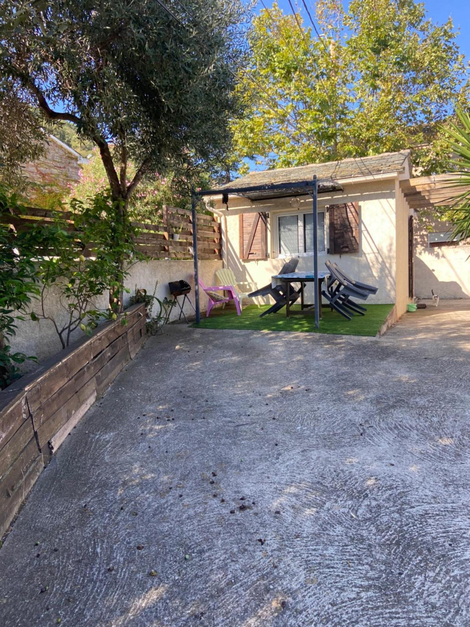 Apartment Tiny House A 50m De La De Miomo Marine du Miomo