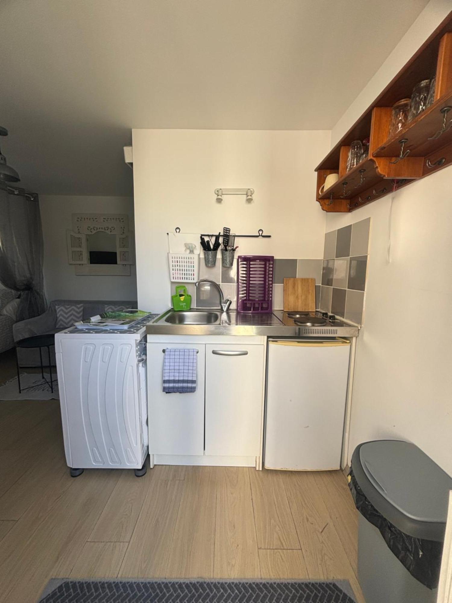 Tiny House A 50m De La De Miomo *