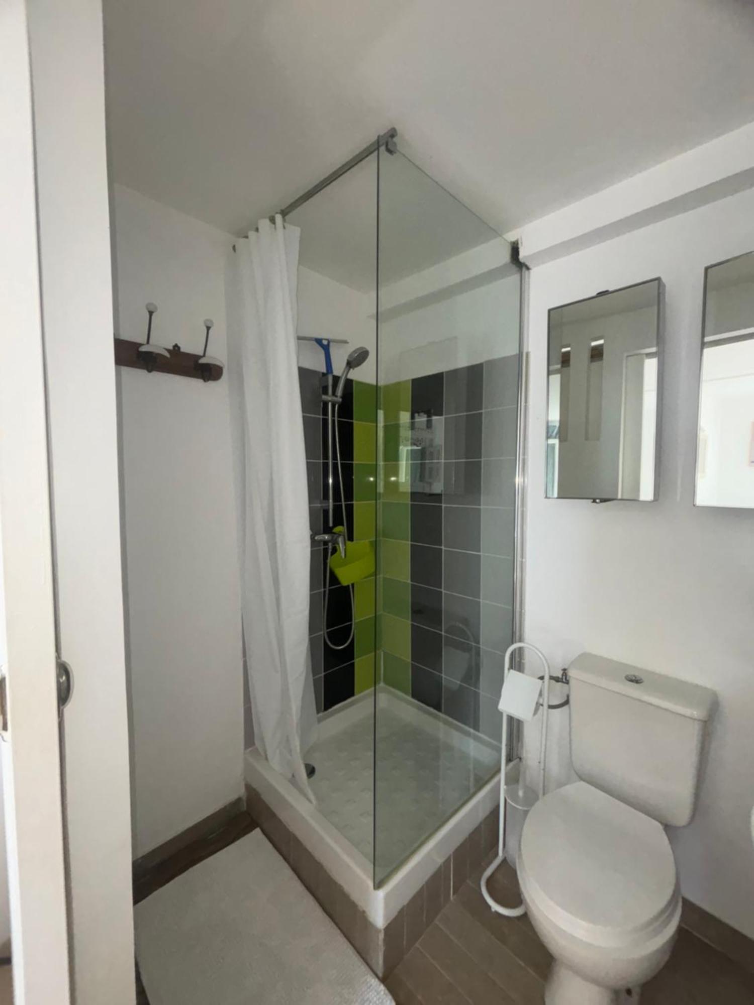 Tiny House A 50m De La De Miomo *